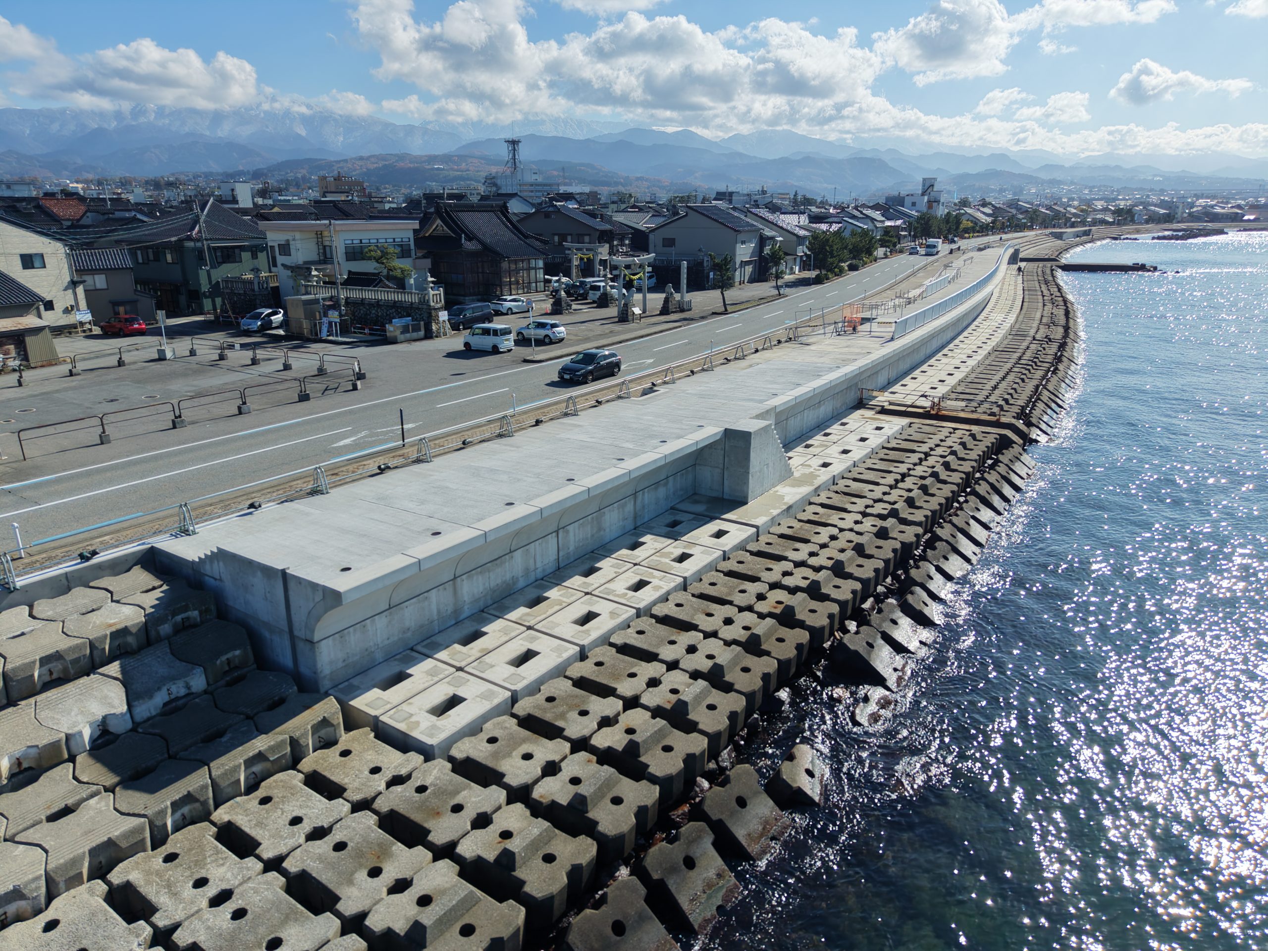 2025 魚津港海岸港湾海岸保全護岸改良工事